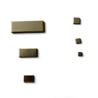 Độ chọn lọc tần số cao Mất chèn thấp Bộ lọc SAW Khối hợp và nhẹ cho các ứng dụng vi sóng RF