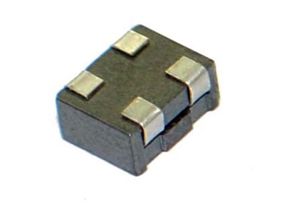 Bề mặt Mount Ferrite Hạt cảm ứng DC Điện trở DC 0,6m Ohm Max Xếp hạng hiện tại 9A